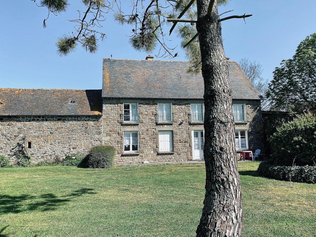 Domaine De L'Aumone Hotell Cherrueix Exteriör bild